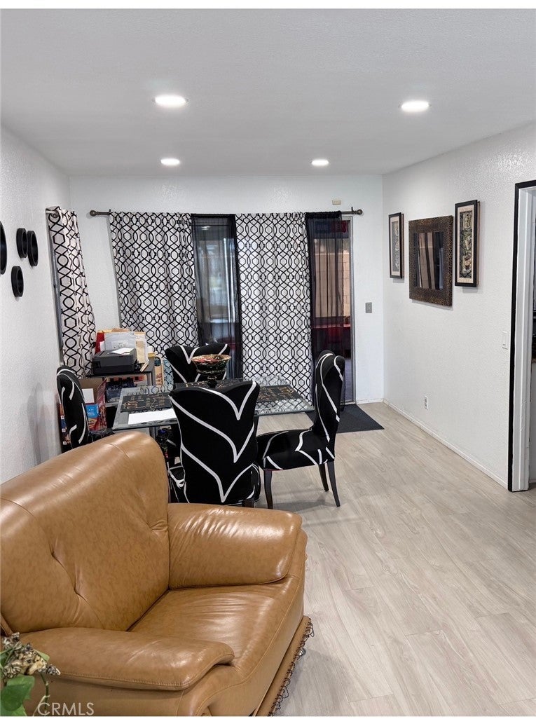 25676 San Lupe
