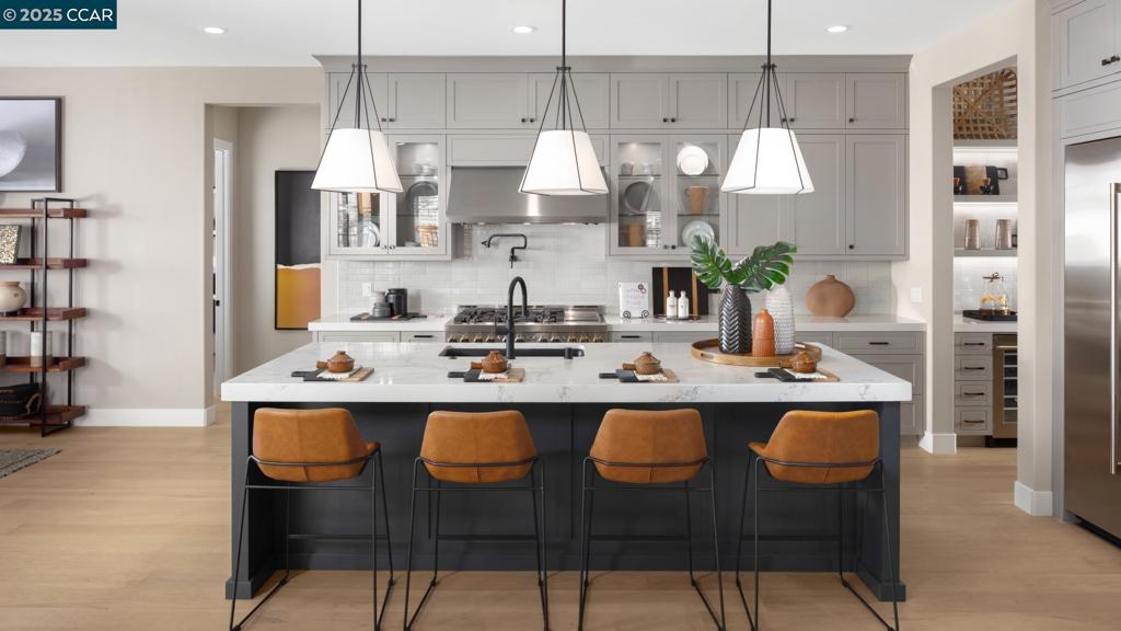 REGENCY - Residential