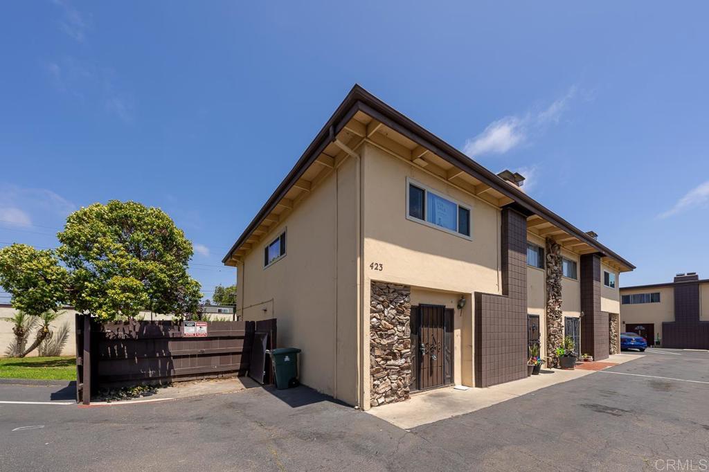 423 Woodlawn Ave A