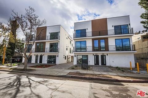 Photo of 11810 W Gilmore Street, North Hollywood, CA 91606 (MLS # 25598813) Photo of 11810 W Gilmore Street, North Hollywood, CA 91606 (MLS # 25598813)