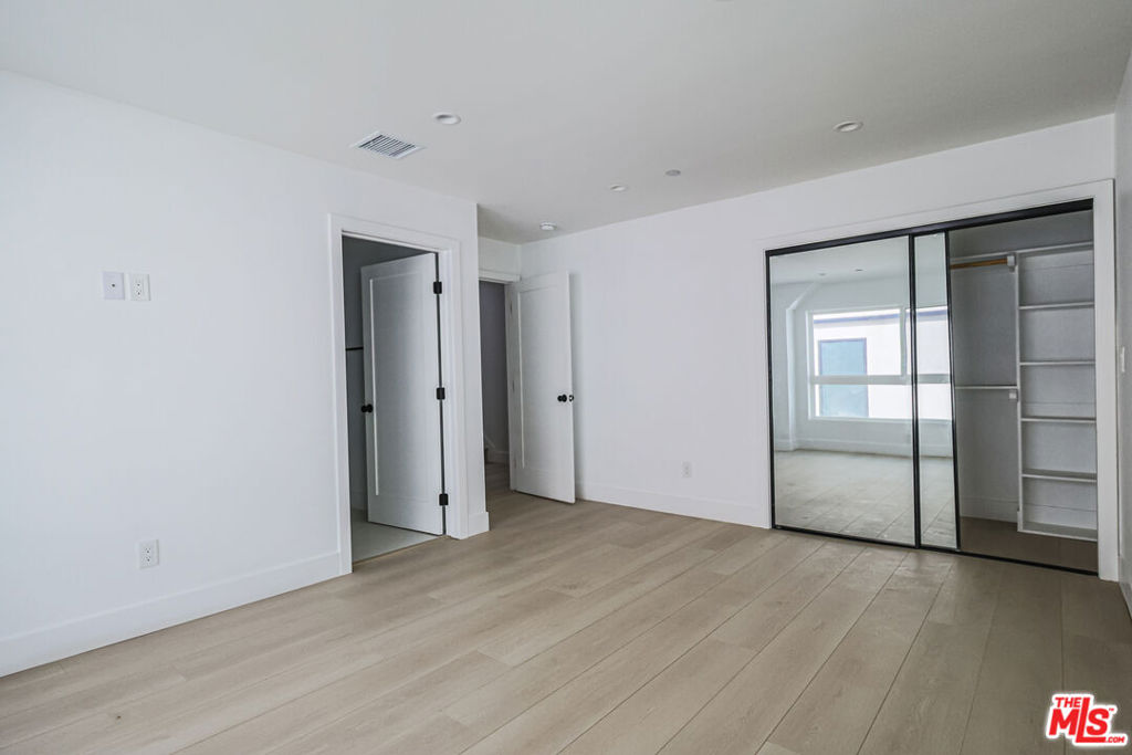 Properties 2 11810 W Gilmore Street