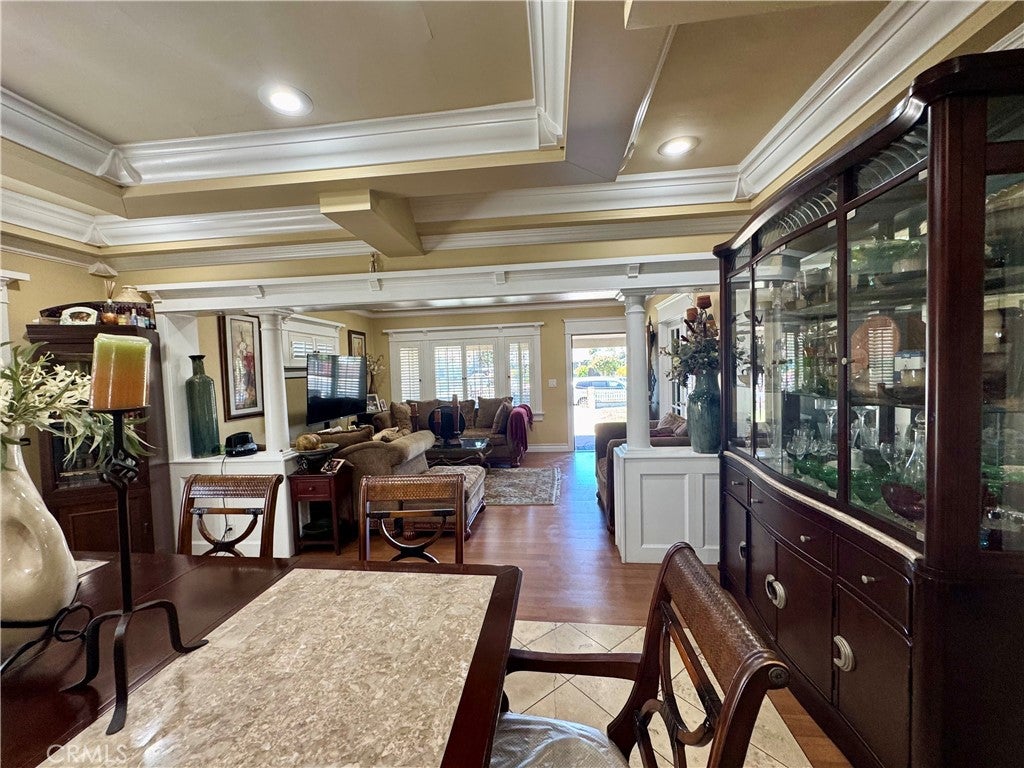 1758 W 51st Street