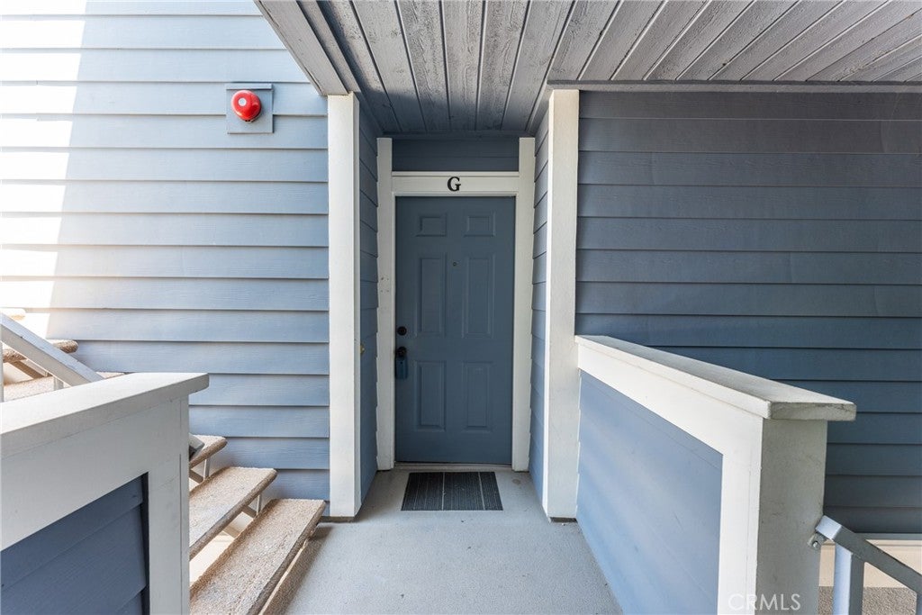 111 S Lakeview