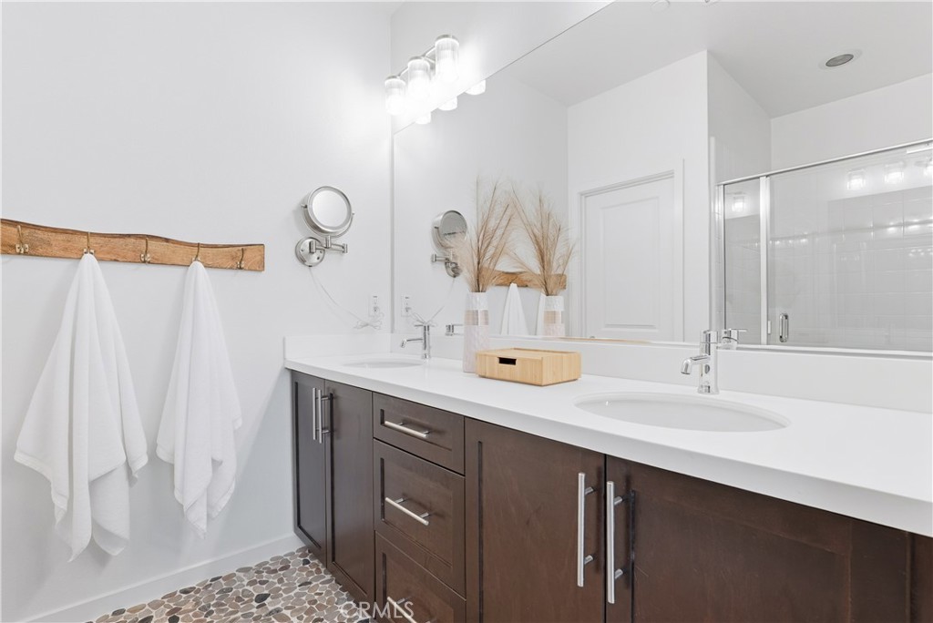 LYON VILLAS (SENVL) - Residential