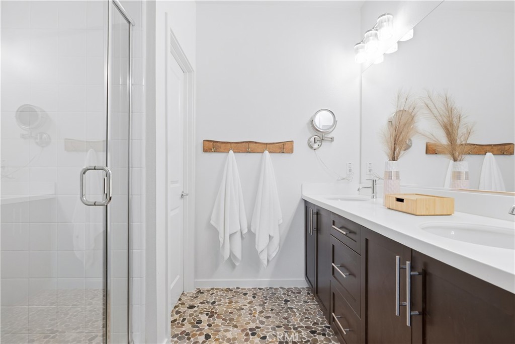 LYON VILLAS (SENVL) - Residential