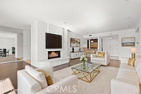 Photo of 5330 Lindley, Encino, CA 91316 (MLS # SR26113756)