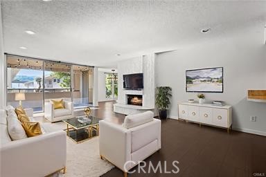 5330 Lindley