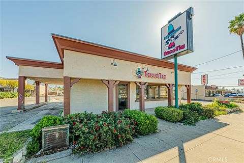 Photo of 2535 DEL ROSA Avenue, San Bernardino, CA 92404 (MLS # CV26031537)