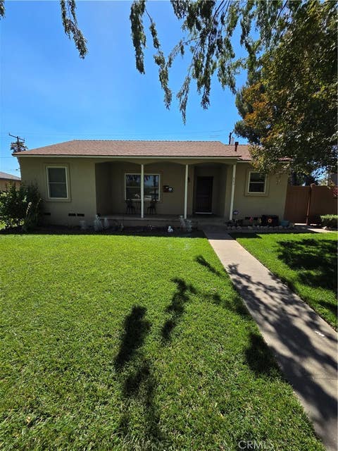 Photo of 863 N 9th Avenue, Upland, CA 91786 (MLS # TR26129294)