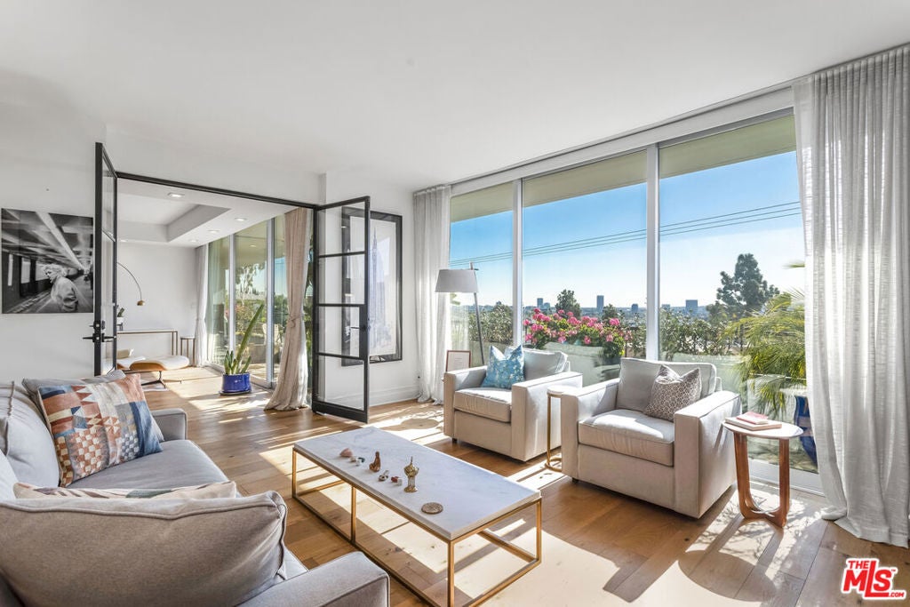 Photo of 1100 Alta Loma Road #608, West Hollywood, CA 90069 (MLS # 26861811)