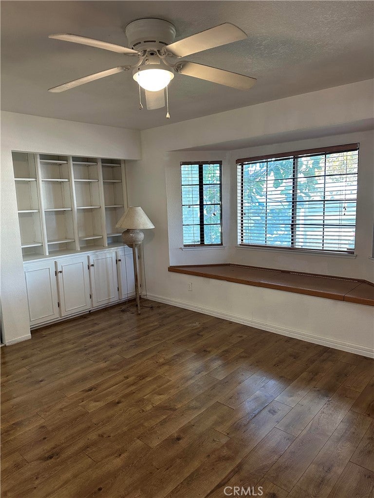 2608 E Avenue R13