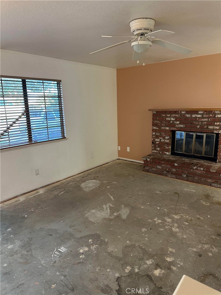 2608 E Avenue R13