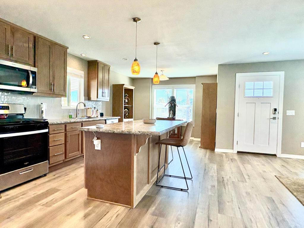 Royal Palms - Manufactured In Park