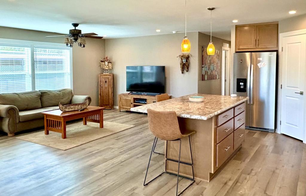 Royal Palms - Manufactured In Park