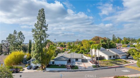 Photo of 25981 Cordillera Dr, Mission Viejo, CA 92691 (MLS # OC25255930)