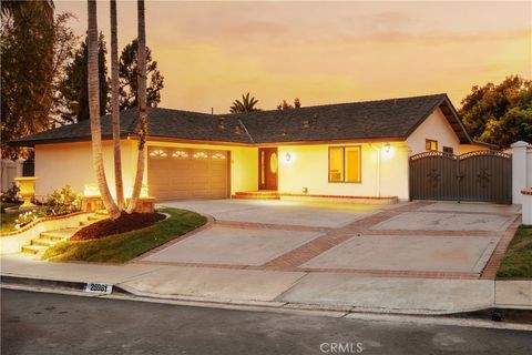 25981 Cordillera Mission Viejo CA 92691