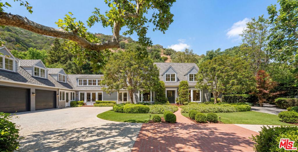 2600 Mandeville Canyon Road