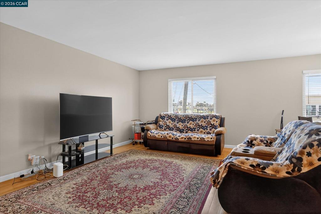 581 Price St