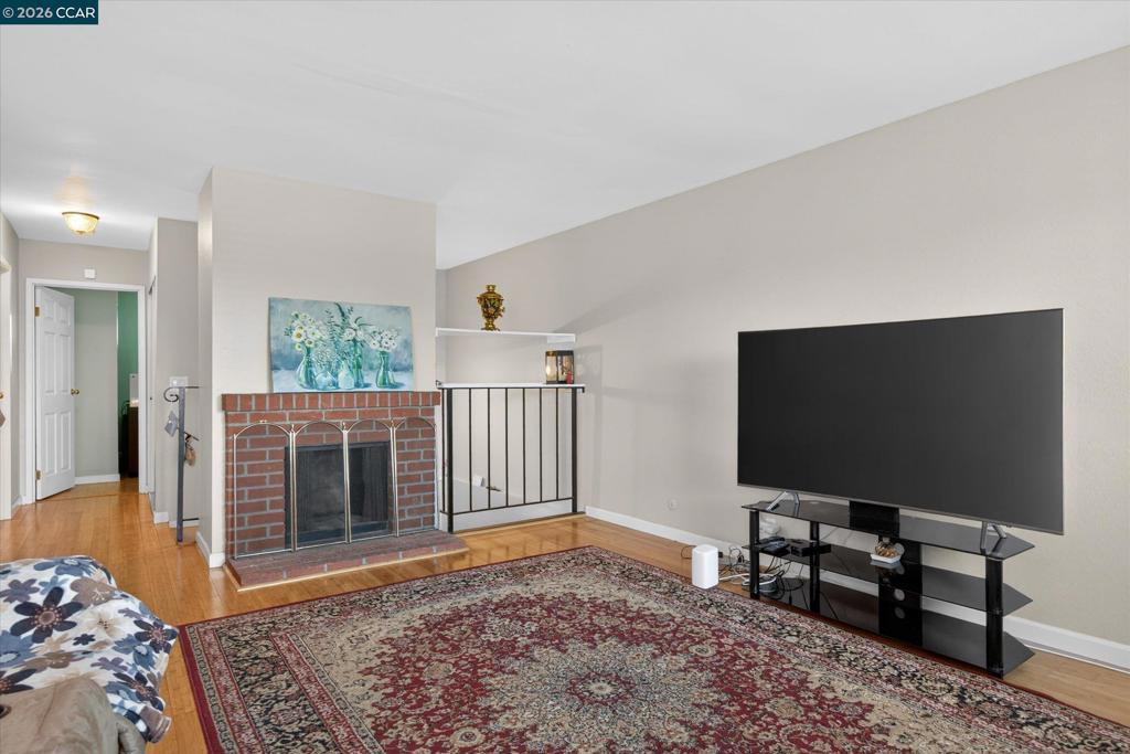 581 Price St