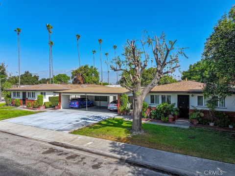 Photo of 16516 Upland Avenue, Fontana, CA 92335 (MLS # CV25253011)