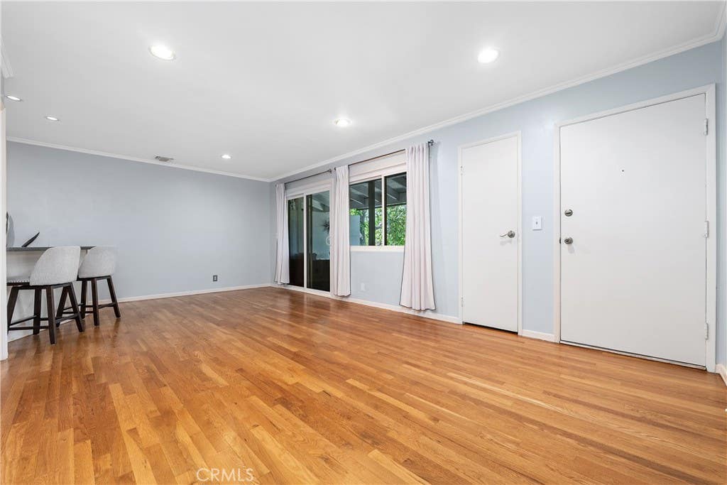 Photo of 4252 fair Avenue #22, Studio City, CA 91602 (MLS # SR26145493)