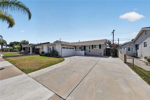 Photo of 5702 Lime Avenue, Cypress, CA 90630 (MLS # OC26085637)