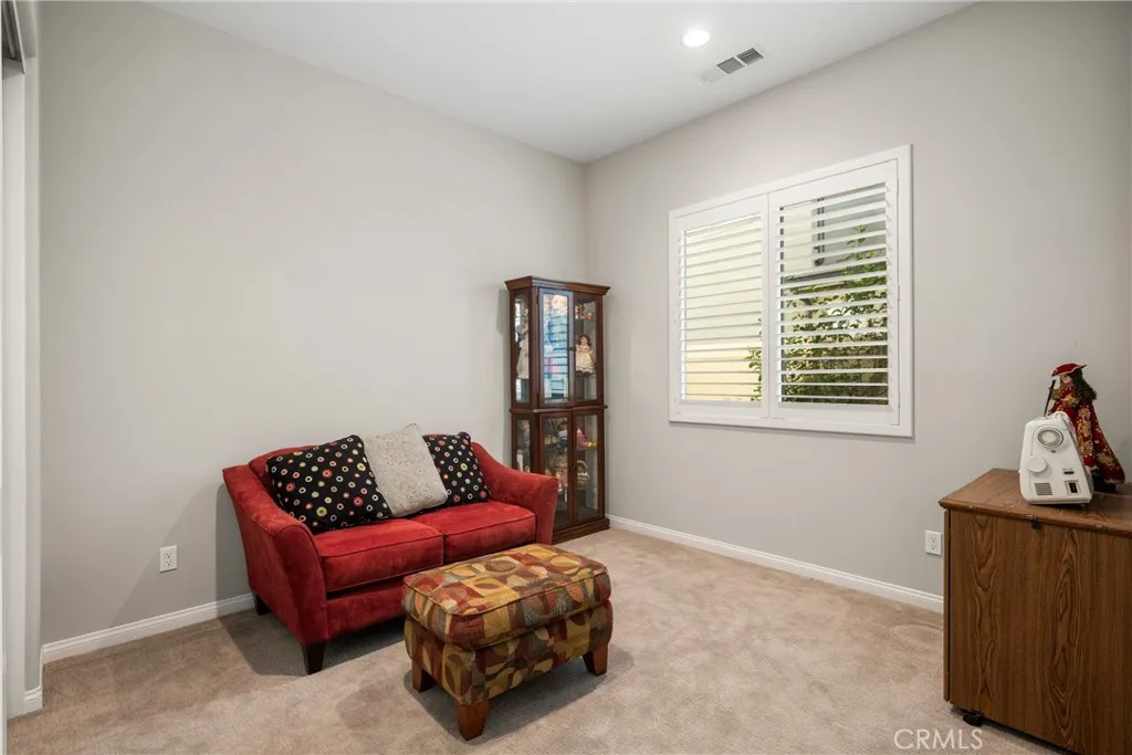 Corona, California 92883, United States, 3 Bedrooms Bedrooms, ,2 BathroomsBathrooms,Residential,Active,217118