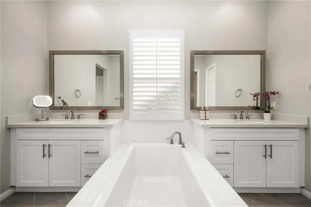 Corona, California 92883, United States, 3 Bedrooms Bedrooms, ,2 BathroomsBathrooms,Residential,Active,217118