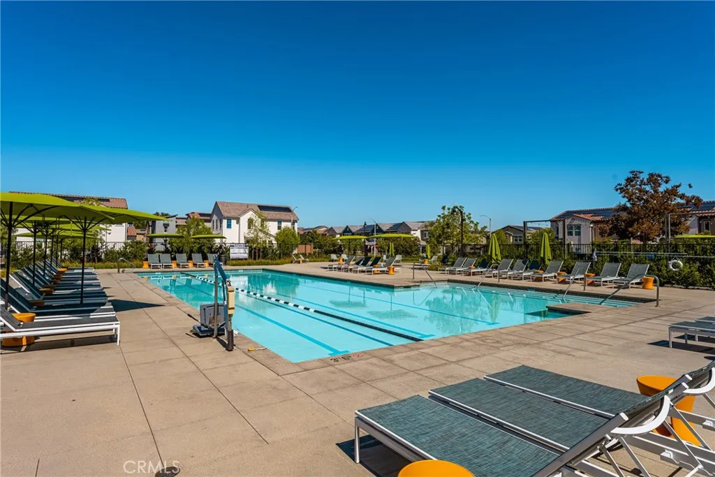 Corona, California 92883, United States, 3 Bedrooms Bedrooms, ,2 BathroomsBathrooms,Residential,Active,217118