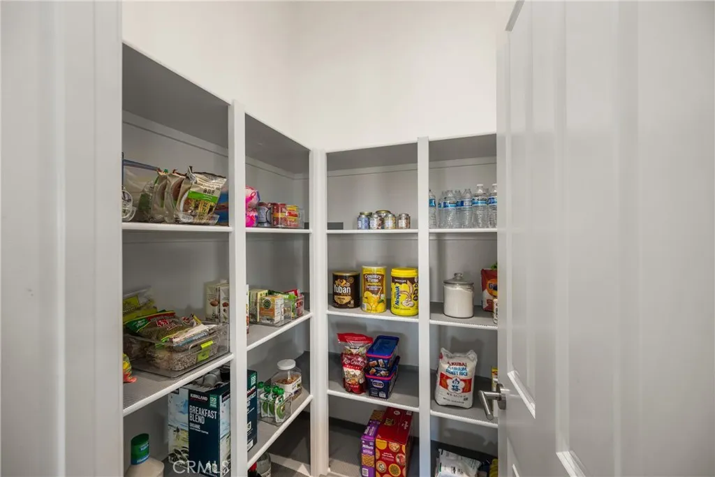 Corona, California 92883, United States, 3 Bedrooms Bedrooms, ,2 BathroomsBathrooms,Residential,Active,217118