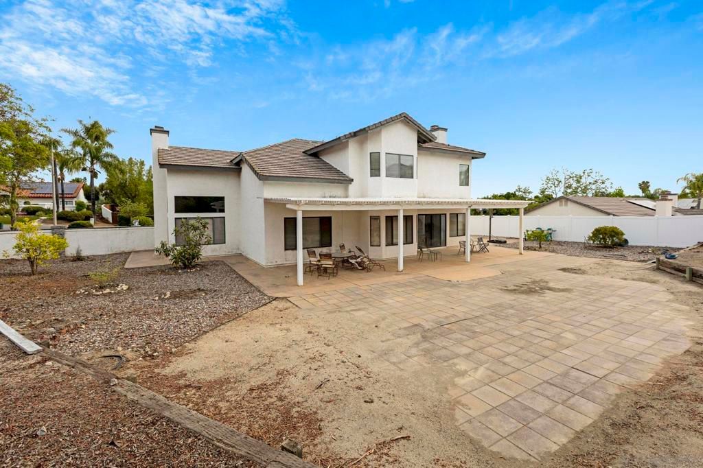 Photo of 1291 Dexter Pl, Escondido, CA 92029 (MLS # 260009158SD)