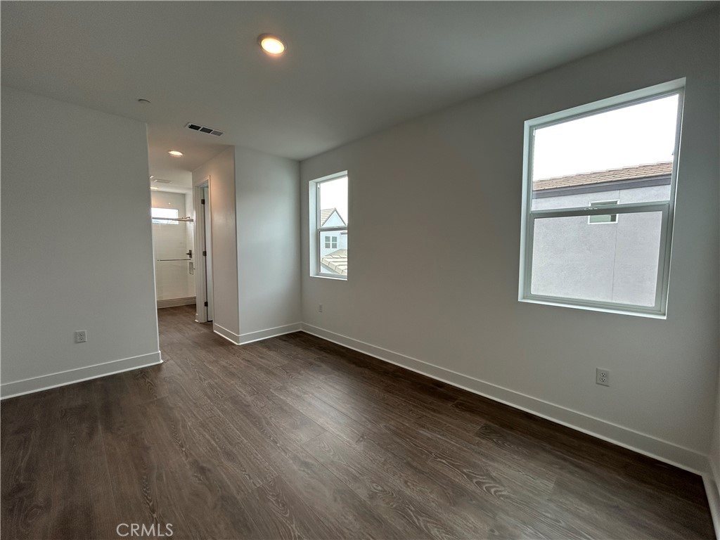 27339 Creekwood Lane