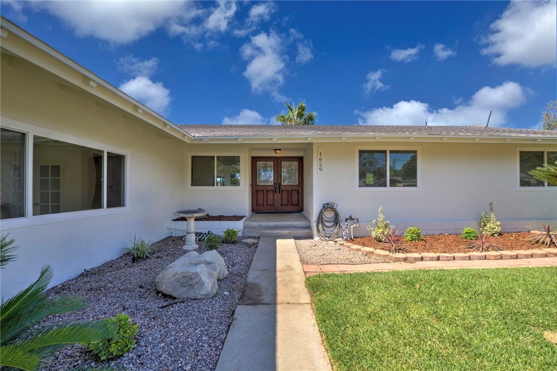 1629 Sumner