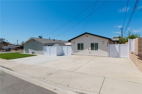 Photo of 5646 Deodar ST #B, Montclair, CA 91763 (MLS # CV26158971)