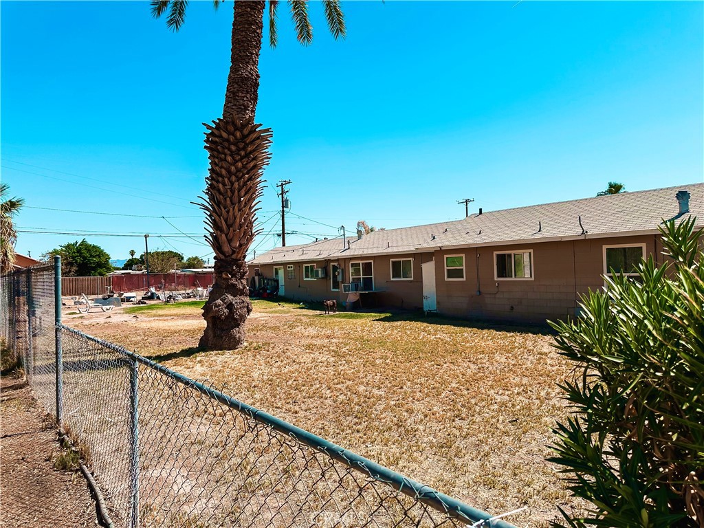 Fantastic Income Producing Multi-Family Property with exceptional room to raise Rents! All 8-Units are Fully Occupied with each Occupant having a Month-to-Month Tenancy. With Market Rents continuously increasing at a steady pace, raising value and producing a steady stream of high rental income should come at ease for any investor. Acquire S. Spring St. Today and continue to build your portfolio with this solid asset!