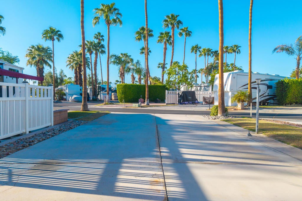 69411 Ramon Road 839