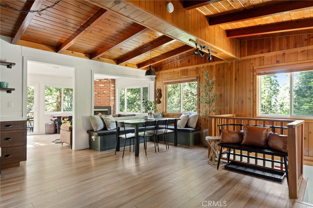 576 Kuffel Canyon