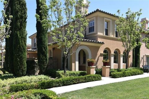 Photo of 36 Twin Gables, Irvine, CA 92620 (MLS # SB25242759)