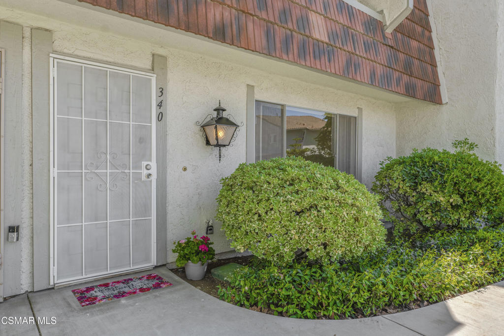 Los Robles Townhomes-332 - 1003172 - Residential