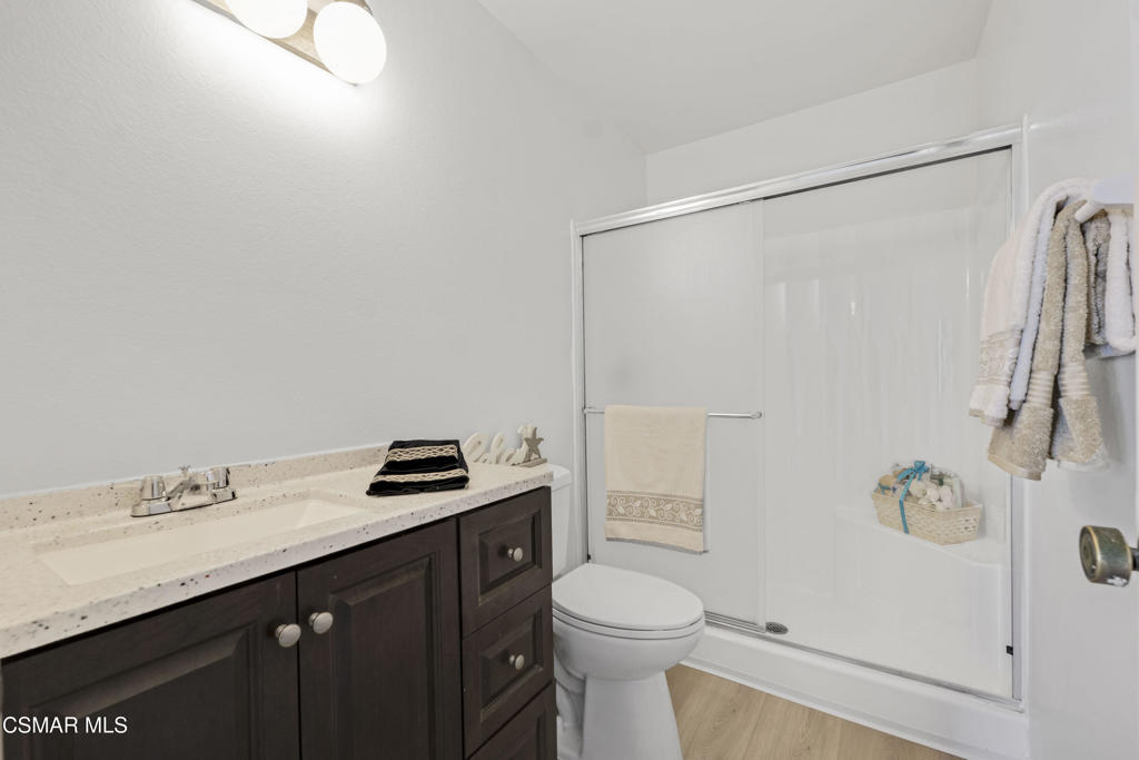 Los Robles Townhomes-332 - 1003172 - Residential