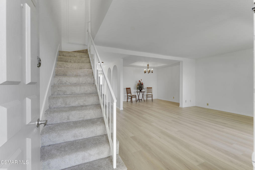 Los Robles Townhomes-332 - 1003172 - Residential