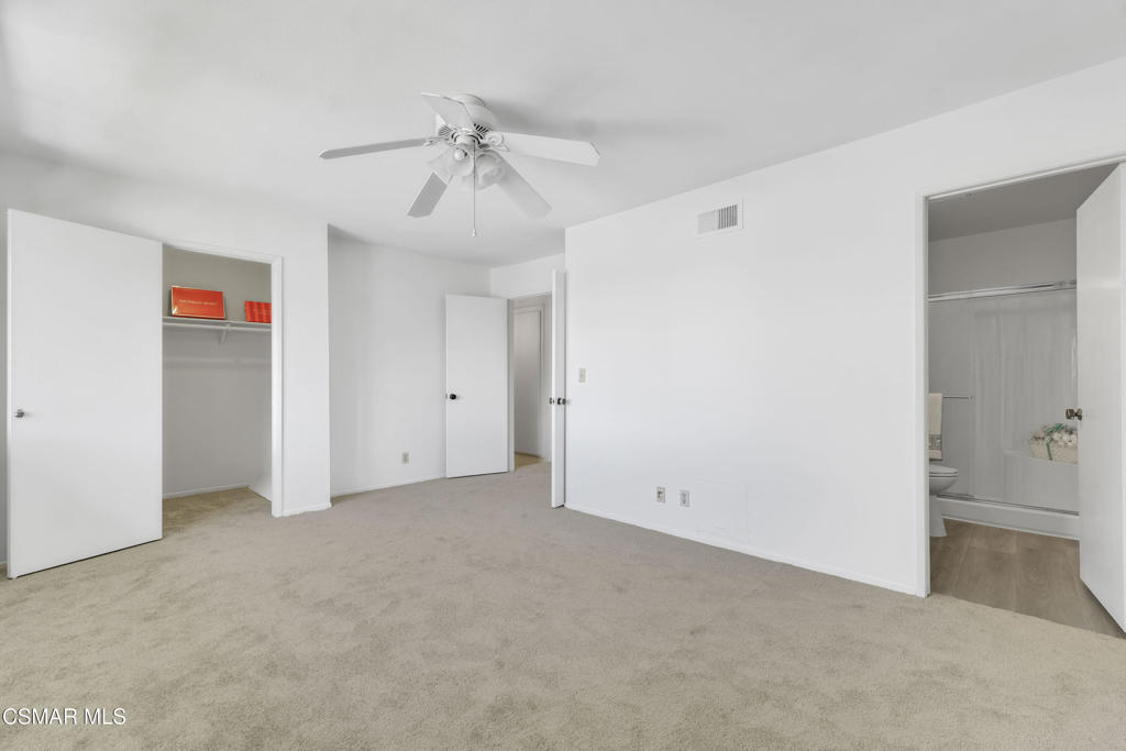 Los Robles Townhomes-332 - 1003172 - Residential