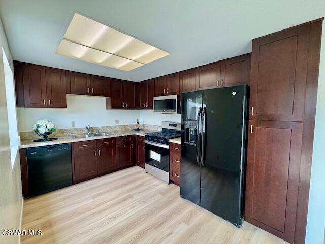 Los Robles Townhomes-332 - 1003172 - Residential