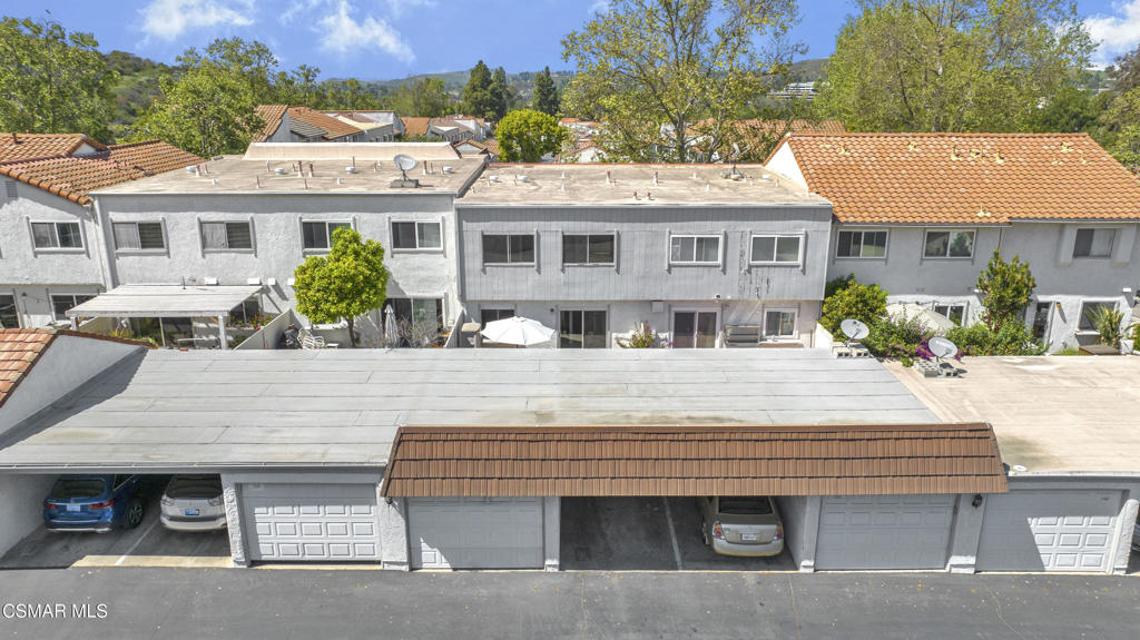 Los Robles Townhomes-332 - 1003172 - Residential