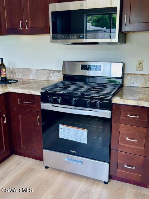 Los Robles Townhomes-332 - 1003172 - Residential