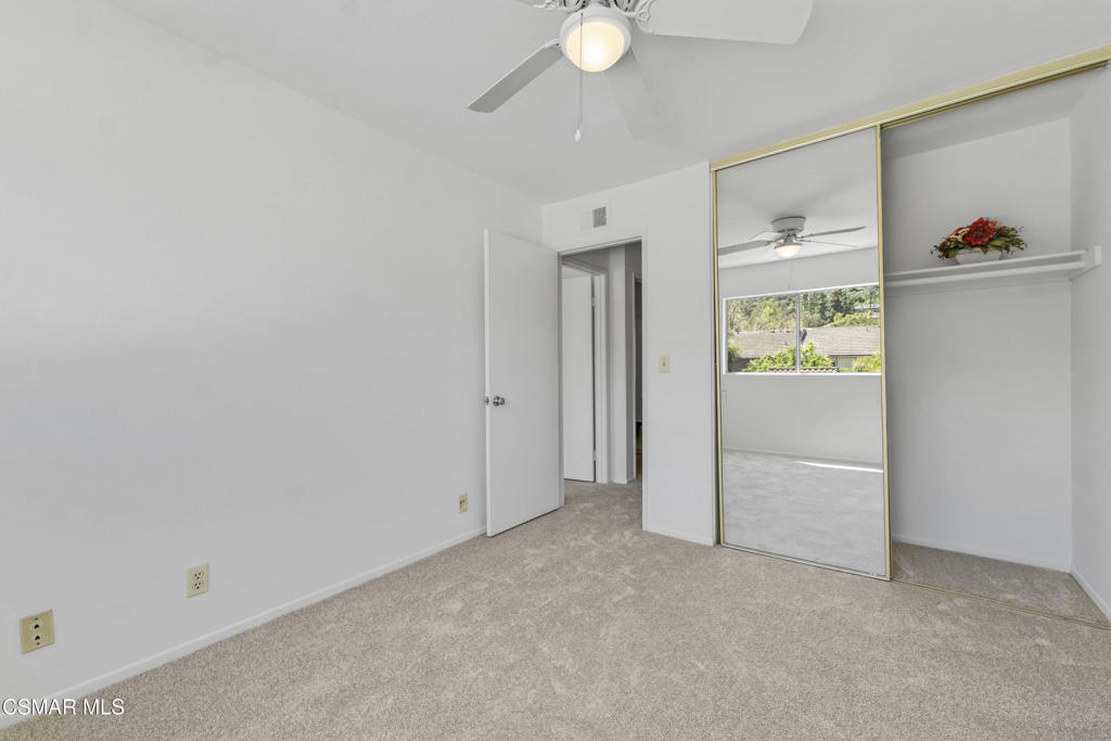 Los Robles Townhomes-332 - 1003172 - Residential