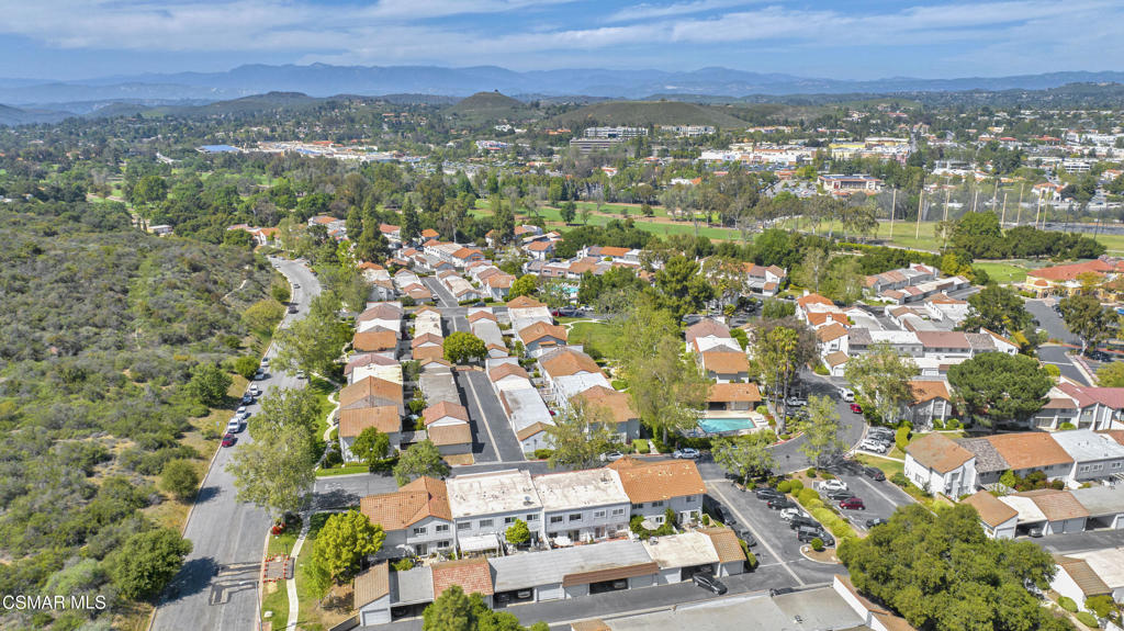 Los Robles Townhomes-332 - 1003172 - Residential