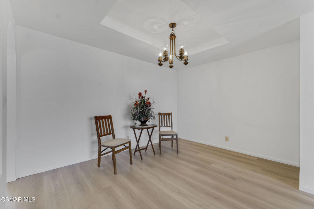 Los Robles Townhomes-332 - 1003172 - Residential