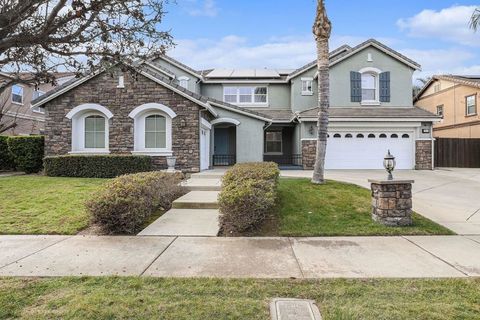 Photo of 1820 1820 La Fonte Dr Dr, Brentwood, CA 94513 (MLS # 41123931)