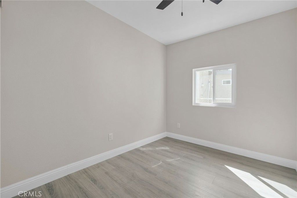 listing image 130723725346751855839